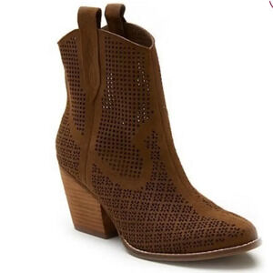 COCONUT by MATISSE Back Road Perforated Western Ankle Boots size 8.5